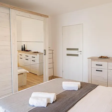 View By The River Apartment Bucharest