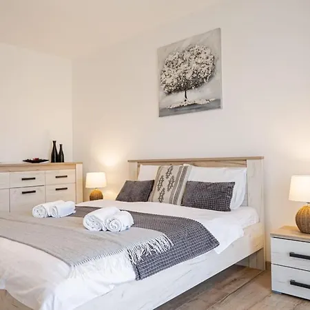 View By The River Διαμέρισμα Βουκουρέστι