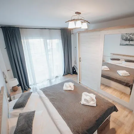 View By The River * Bucarest