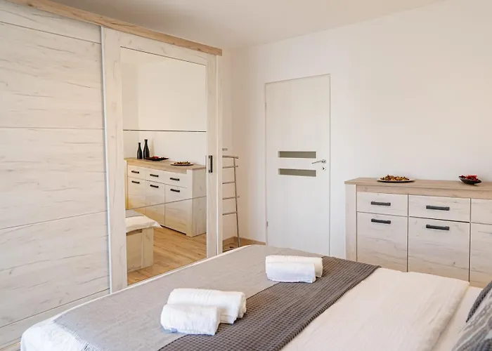 View By The River Apartman Bukarest