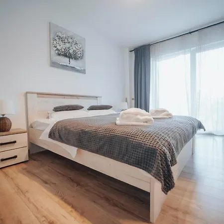 Apartament View By The River