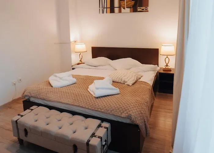 View By The River Apartament